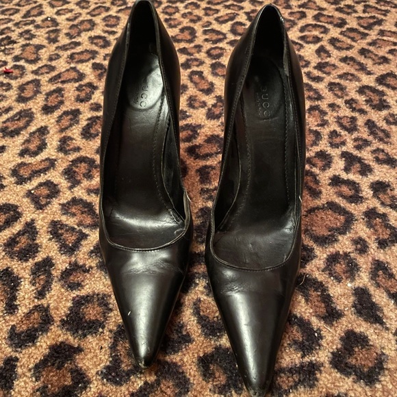 Gucci Heels - Picture 1 of 9